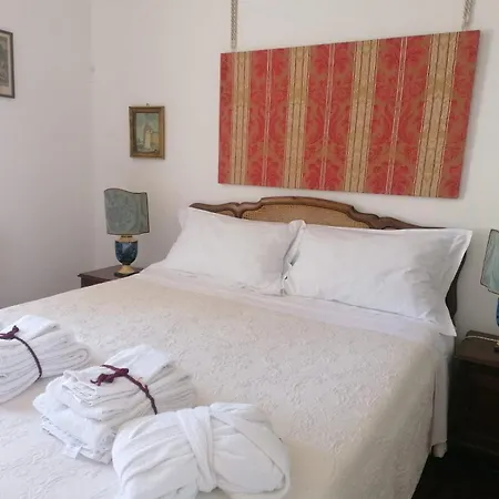 Palazzo Sismonda Oda ve Kahvaltı 3*