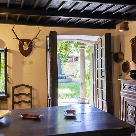 住宿加早餐酒店 Palazzo Sismonda Corneliano d'Alba