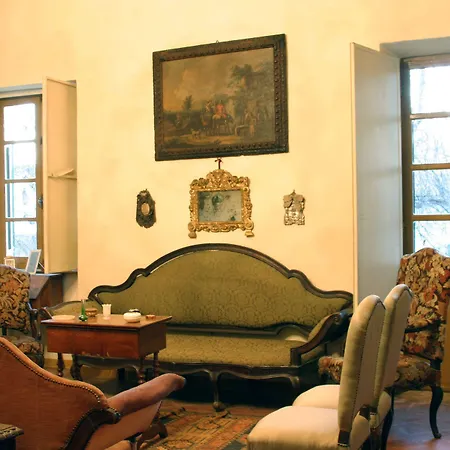 Palazzo Sismonda 住宿加早餐酒店 3*