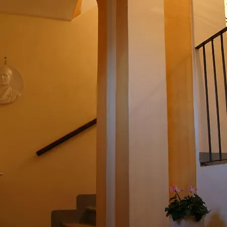 住宿加早餐酒店 Palazzo Sismonda Corneliano d'Alba