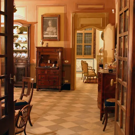 Palazzo Sismonda Oda ve Kahvaltı 3*