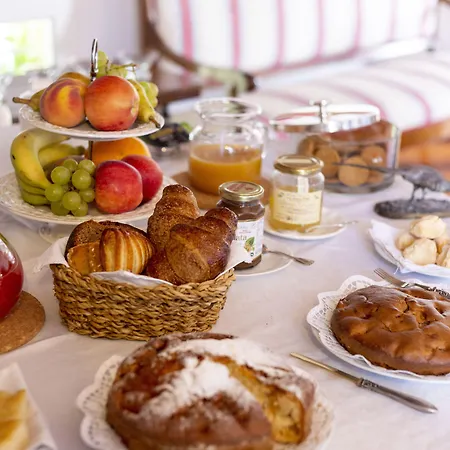 Palazzo Sismonda Corneliano d'Alba