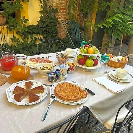 Frühstückspension Palazzo Sismonda Corneliano d'Alba