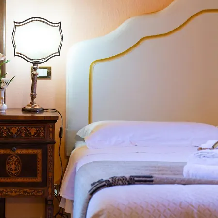 Palazzo Sismonda 3*