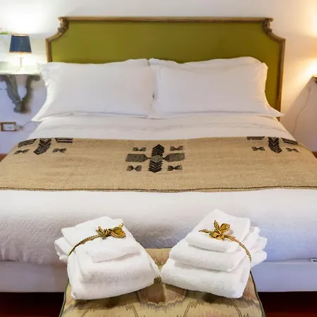 Palazzo Sismonda 3* Corneliano d'Alba