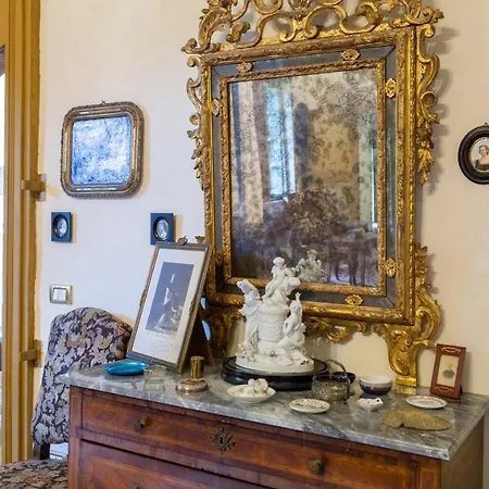 Bed & Breakfast Palazzo Sismonda 3*