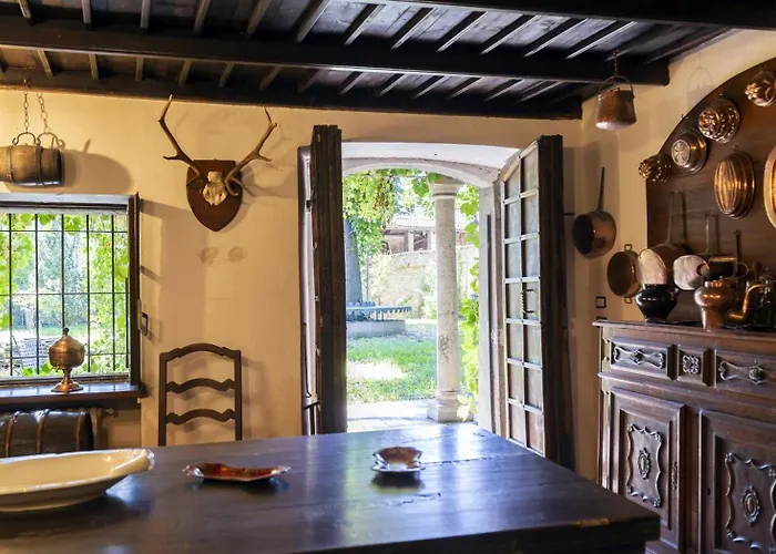 Alojamento de Acomodação e Pequeno-almoço Palazzo Sismonda Corneliano d'Alba