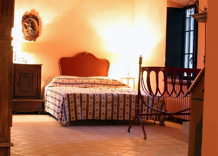 Palazzo Sismonda Alojamento de Acomodação e Pequeno-almoço 3*