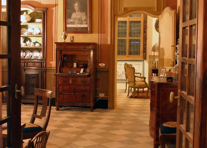 Palazzo Sismonda Bed & Breakfast 3*