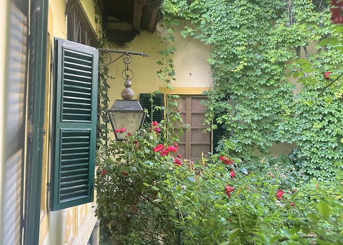 Palazzo Sismonda Corneliano d'Alba